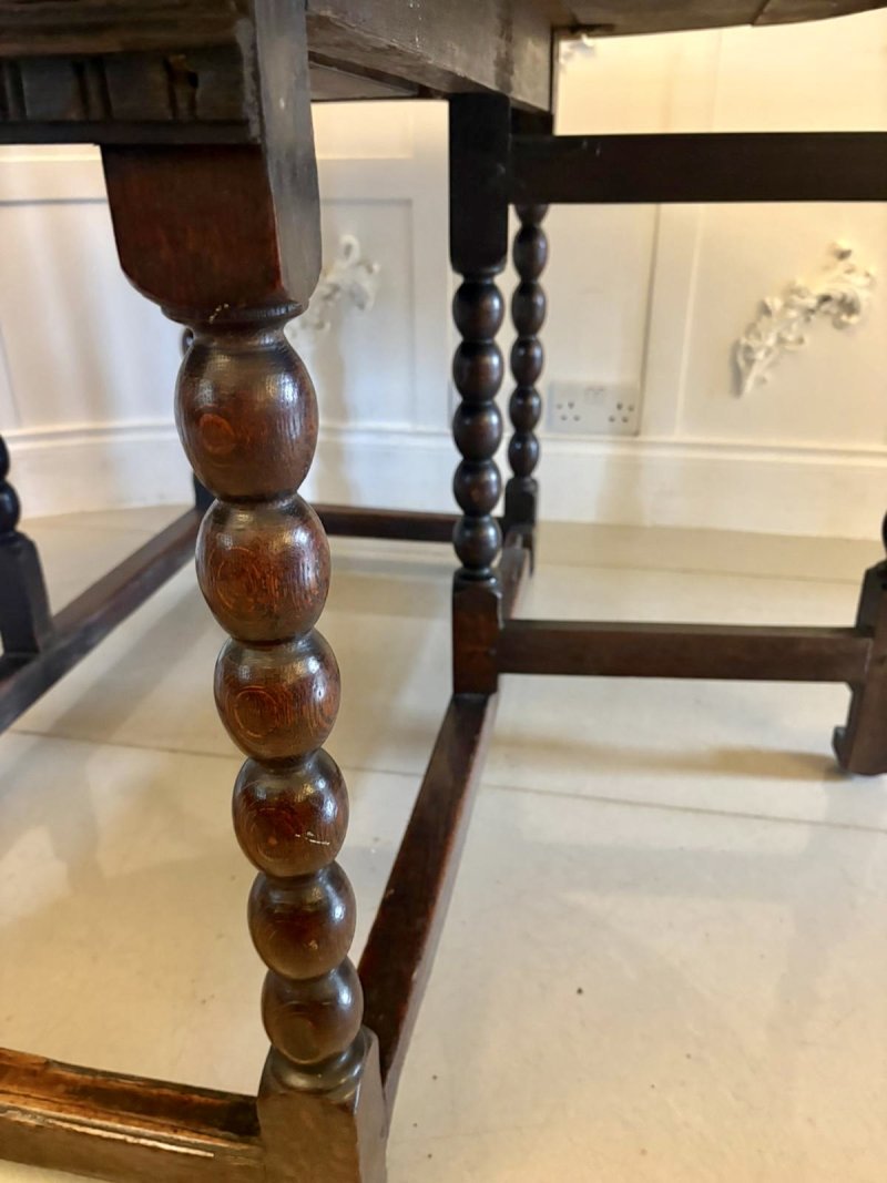 Exceptional Quality Antique 17th Century Oak Gateleg 6 Seater Dining Table with Bobbin Turned Legs - Image 13